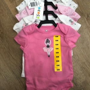 Set of 4 onesies, ballet themed